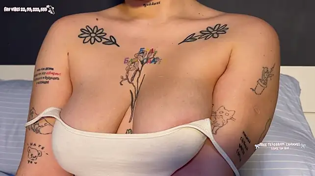 Elegant_curves - Remove panties + Pussy close up