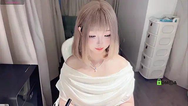 -sanhuamao- - 想和你养个狗狗 去楼下走走（换性感衣服）