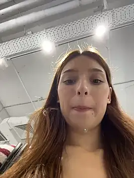 LilluKatten - CUM WITH A CUCUMBER 🥒 IN PUBLIC! 💦💦