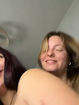 Heyitskiara - Zooom in my pussy?😋