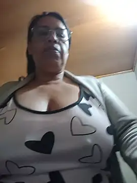 Emilif_ - Montar Almohada + Fingir Orgasmos