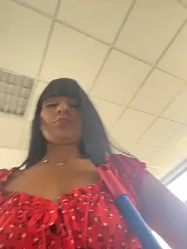 LuxeBrunetteXXX - PLAY PUSSY CLOSE UP AT WORK😈