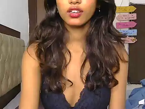 Samikashaaa - boobs show😝