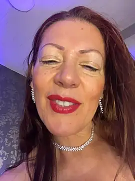BiancaDiluchi - SPIT ON MY TITS AND PINCH MY NIPPLES 🔥