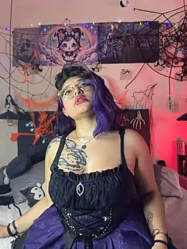 SabrinaV_ - show boobs + rub pussy