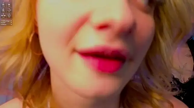 JonieBirdette - 😏 Bite & tease 😏