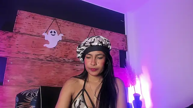 Fernanda_liie_ - spank asss x 20