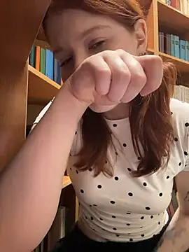 Freaky__Nikki - get in doggy pose and slap booty 10x