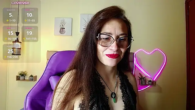 _naomi_s - control lush x 3 min