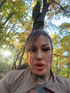 Krysstal003 - Squirt outside naked+vid last tip