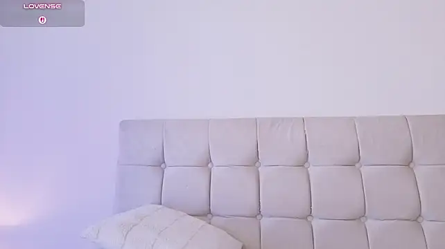 Mia_2406_ - RIDE DILDO