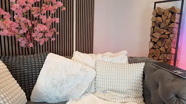 Lara-CumKitten - LT get Hot Clip