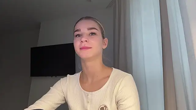 PickmeGirl - show my tongue