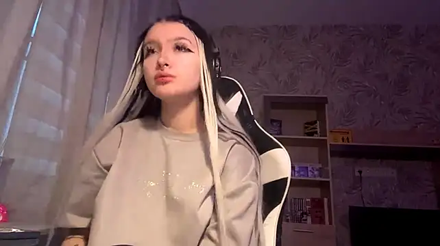 SharikaBabecki - Sensual breast massage