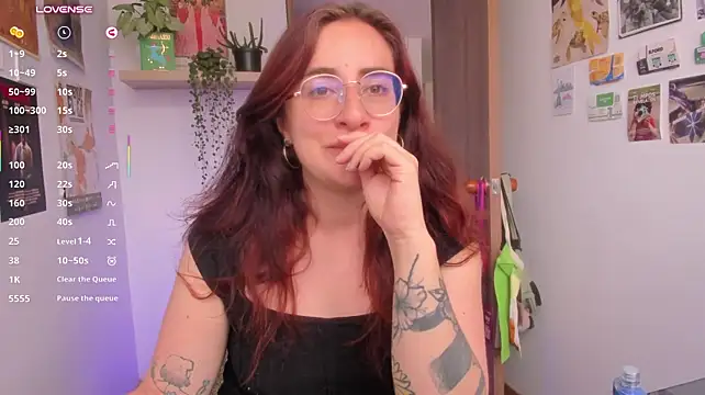 Linda_giggle - Cream on ass