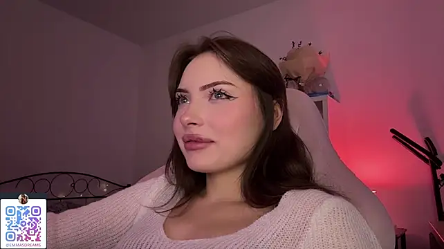 LuxRiuali - Squeeze my tits together 🍒🫶