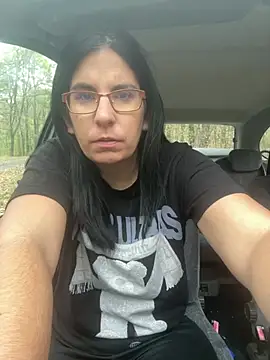 JessicaTwist - Szex az erdőben meztelenül