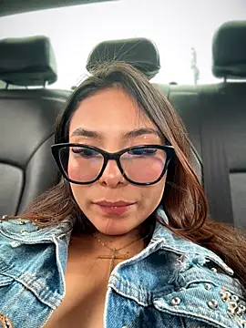 Amira_cute2 - TOUCH CLIT+CONTROL TOY 3 MIN