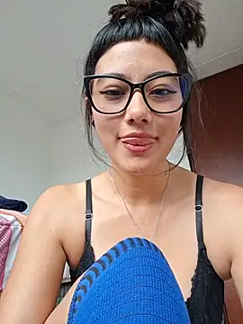 Kittykawaii11 - KITTY 🥰 WANTS TO GET NAUGHTY 😈