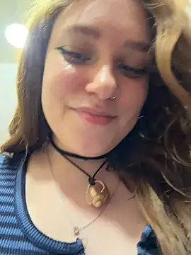 Lucy-joy - sit on YOUR face+2 fingers in pussy