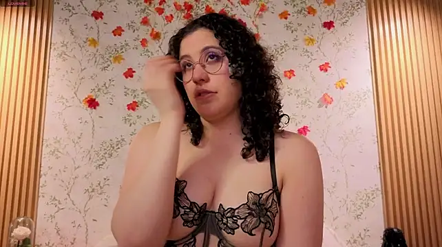 Charlotte__Miller - Lil tease dance