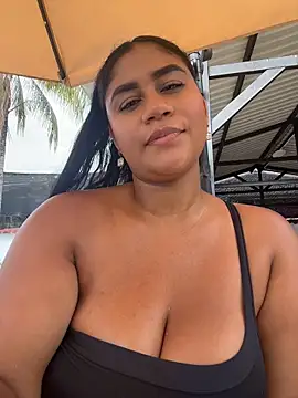 NayTorres - FINGERS IN MY PUSSY, SILENCE IN PUBLIC