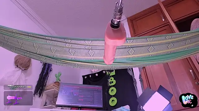 Feel_me_nicolle - fuck me and make me kytty squirt daddy