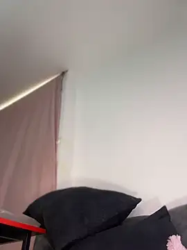 Kristyn1 - Fingering in my pussy