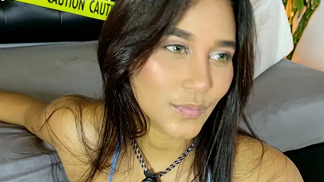 Lia_James_