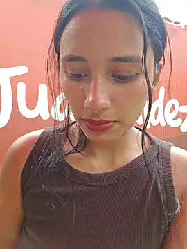 Lorena_Mcfly - Domi ON MY CLIT x4min + plug anal 🌸