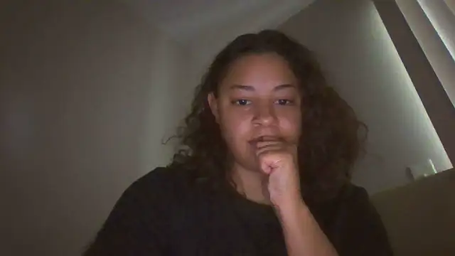 Madzbailey - Two toy squirt show
