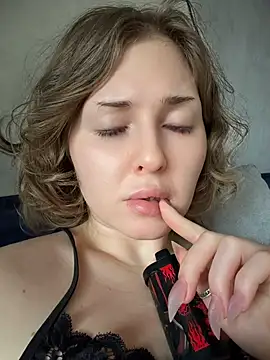 KellyKeler - Spank till pink Rrrr🍑🌸