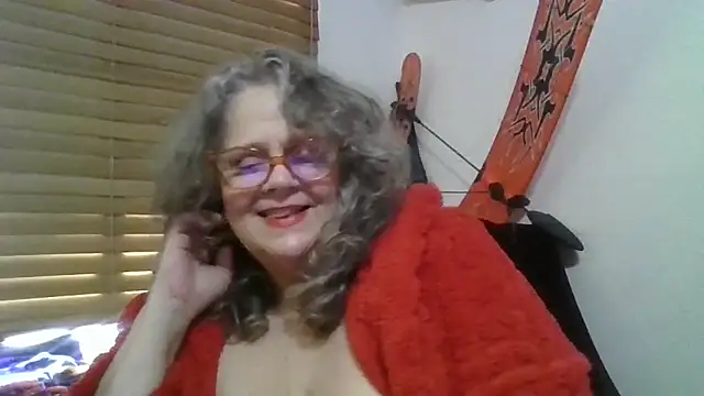 DestineeLoverGirl - Get me Naked