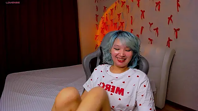 Milla_Aheo - ahegao+ lick finger