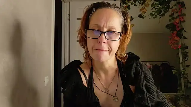 LioraWeiss - Take off your underwear?