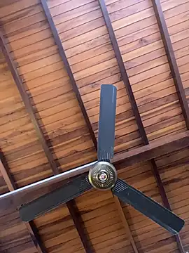 Sharongirl07 - Fingen un tío squirt