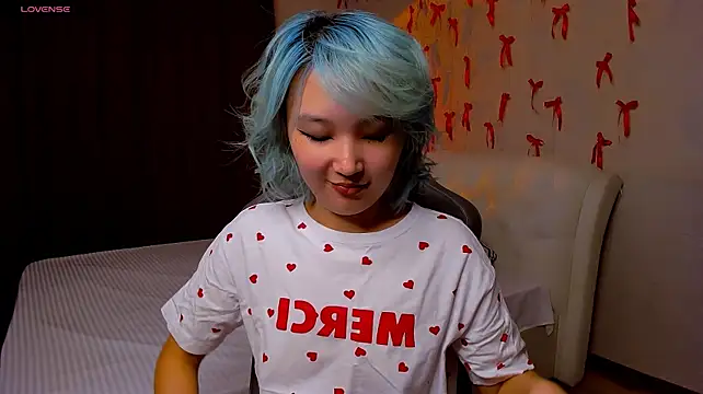 Milla_Aheo - ahegao+ lick finger
