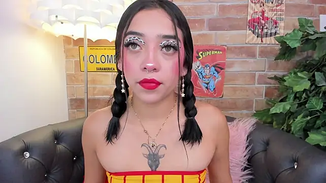 Foxy_hannah - Destroy face hair with saliva+bukake