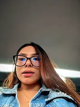 Amira_cute2