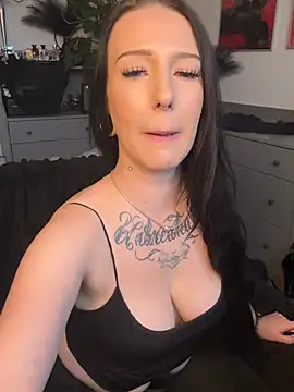 Trixie-Tainted - 2 Videos