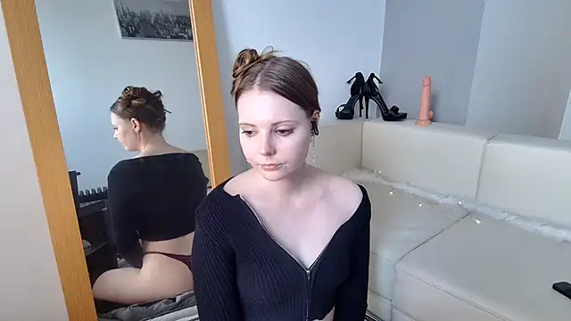 Frosty_Princess - Spank ass ×10 +last tip wins 1nude
