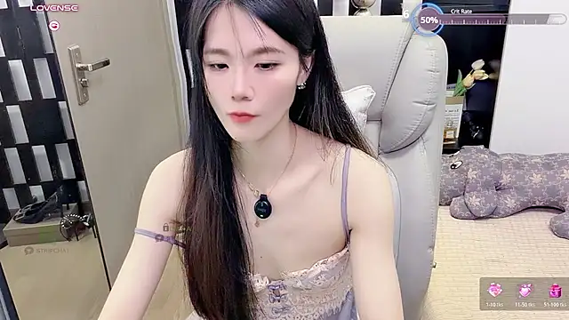 Yueyue-MM - 上空侧身小狗趴+打pp5下