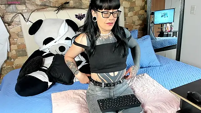 Eva-hall - Eva, get undressed.