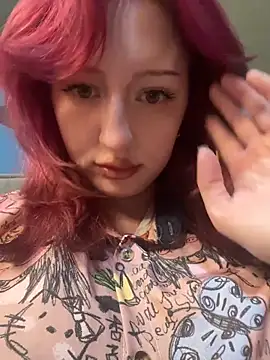 RonnieKiss - Completely naked