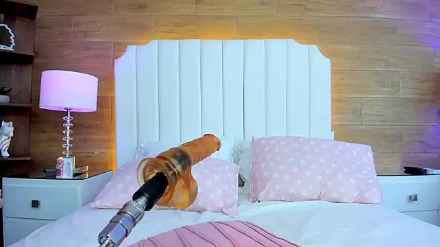 ScarletMore - Be the king fucking my mouth 🔥💦