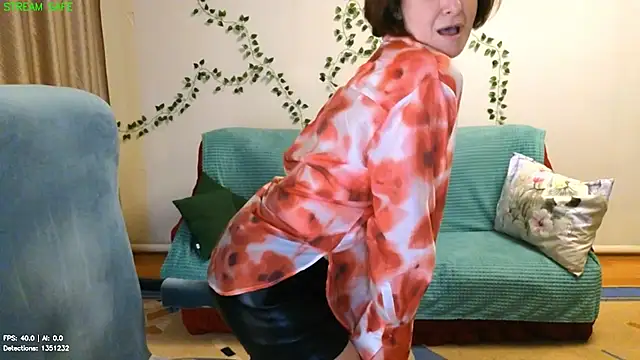 Lia_Tito