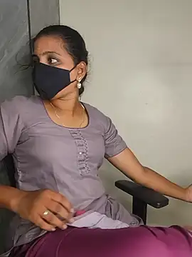 Tamil_Lovely_Cindrellaa - boobs show 5 minutes 😋😍🤤🥵