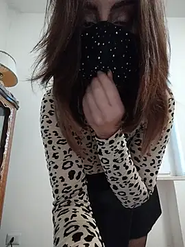 Akemi_rossi - Togliamo la gonna