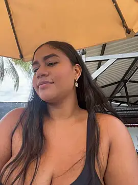 NayTorres - FINGERS IN MY PUSSY, SILENCE IN PUBLIC