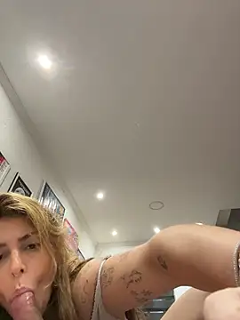 BarbieHotBrazil - Dedo no cuzinho ao vivo
